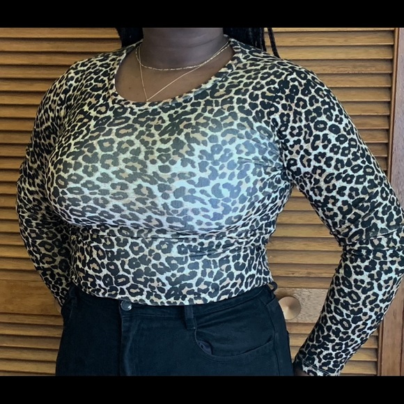 Leopard long sleeve crop top - Picture 2 of 3